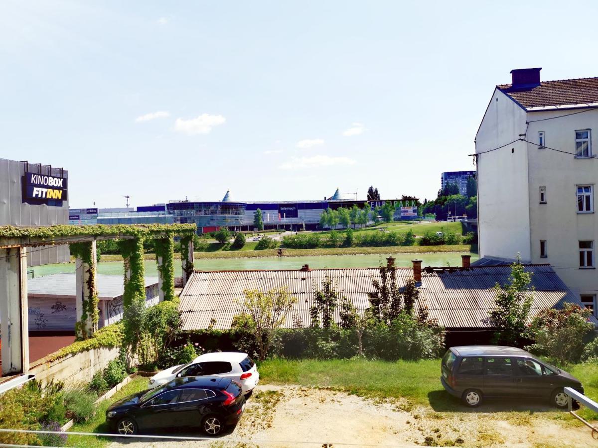 Apartma Mb-Center Maribor Buitenkant foto